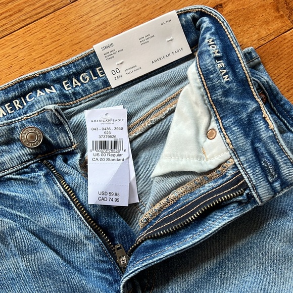 American eagle Mom Jean - Picture 3 of 3